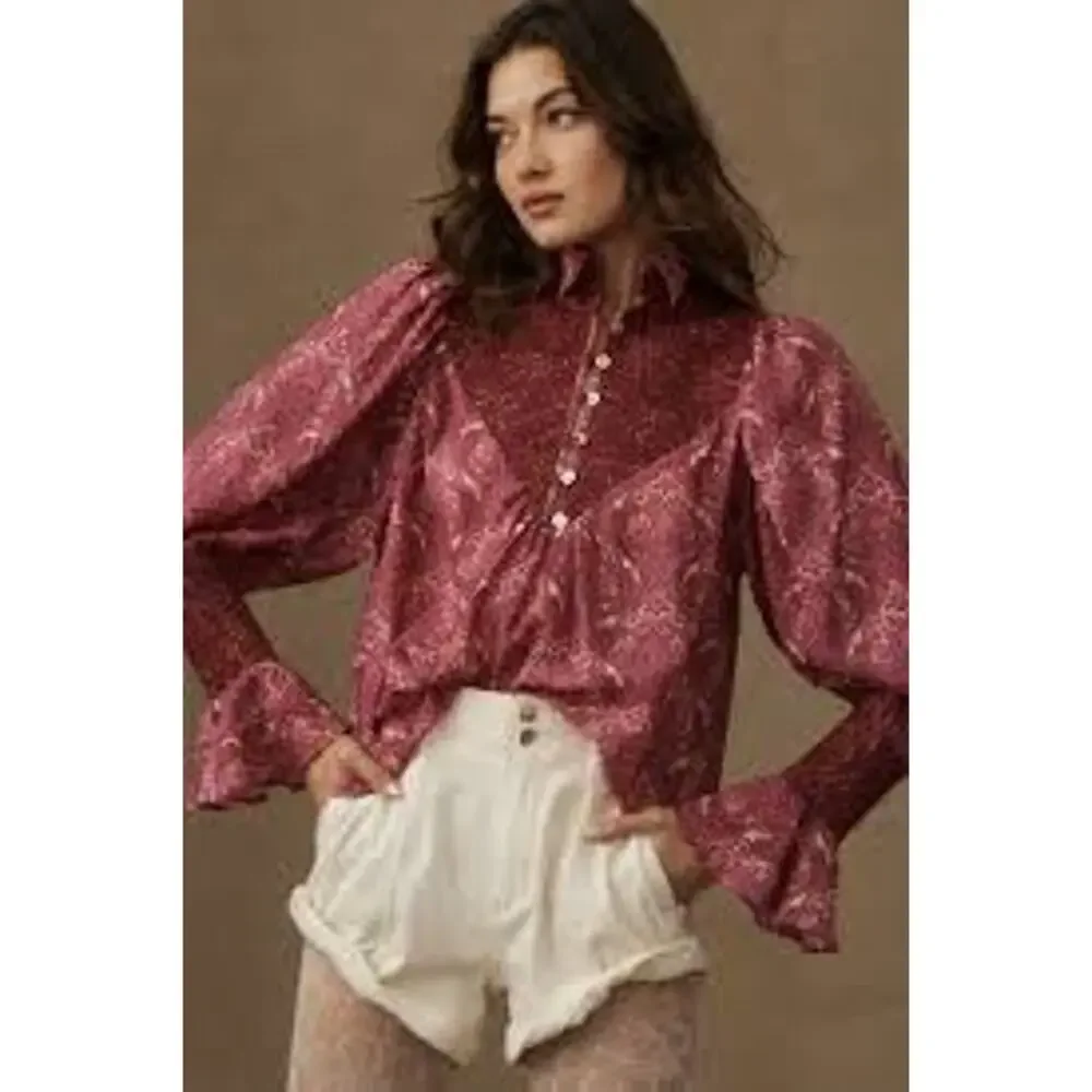 NWOT Hope for Flowers Soft Smocked Paisley BLUE Long Sleeve Top Size Small - Picture 2 of 3